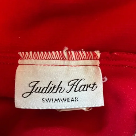Elegant Red Women's Swim Set Sz 12 - Picture 3 of 4